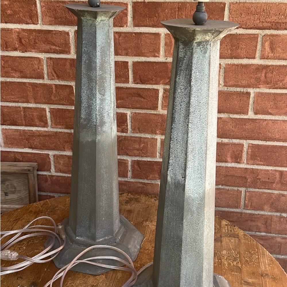 Set of 2 Elegant Gray Table Lamps